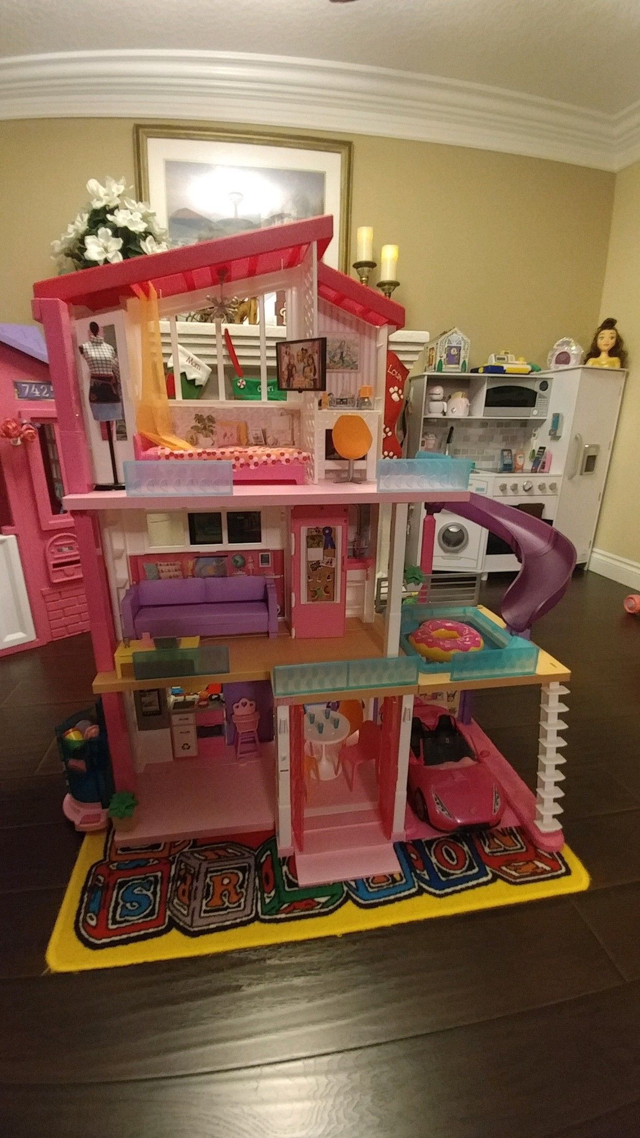 Barbie dream home