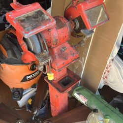 Stanley Pedestal Grinder And Wire Wheel