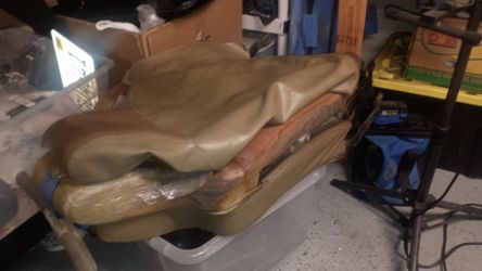 VW Beetle Front Seats