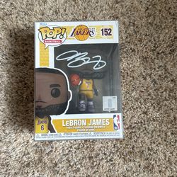 Lebron Auto Pop 