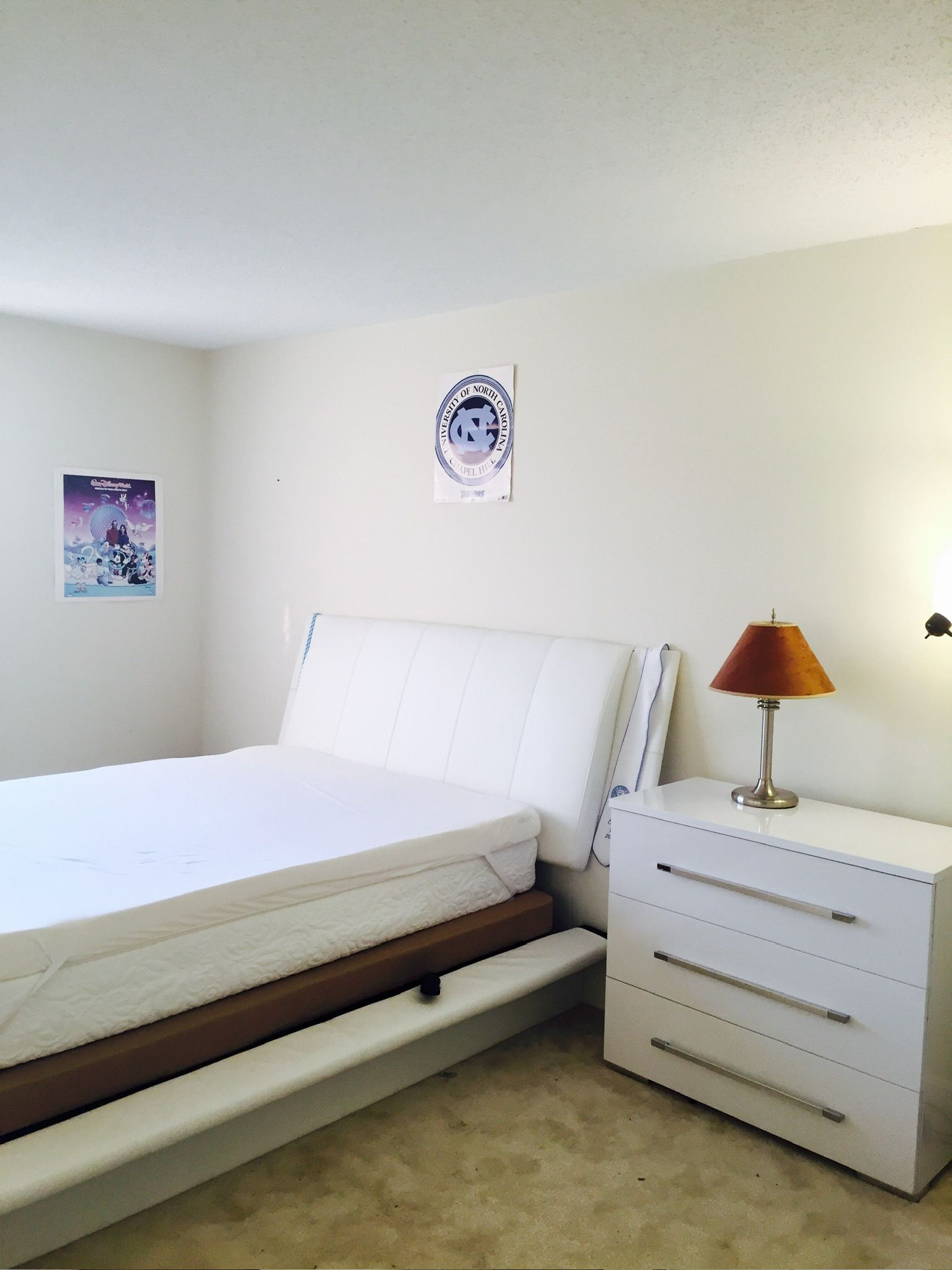 White Leather bedroom set
