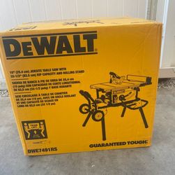 DeWalt 15 Amp 10 in Jobsite Table Saw With Rolling Stand