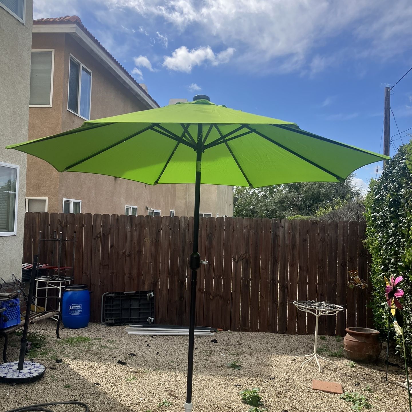 lime green outdoor patio umbrella PHI VILLA 15ft Large with Base Included, The energy efficient solar powered LED lights continue to provide a smooth light at night 9 FT Solar Light Market
