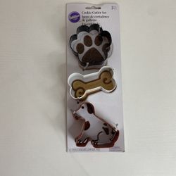Wilton Cookie Cutter: Metal 3-PC Cookie Cutter Set Paw Print, Bone & Dog NEW