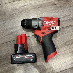 M12 fuel 12- Volt Hammer Drill + Battery xc4.0 +free Charger