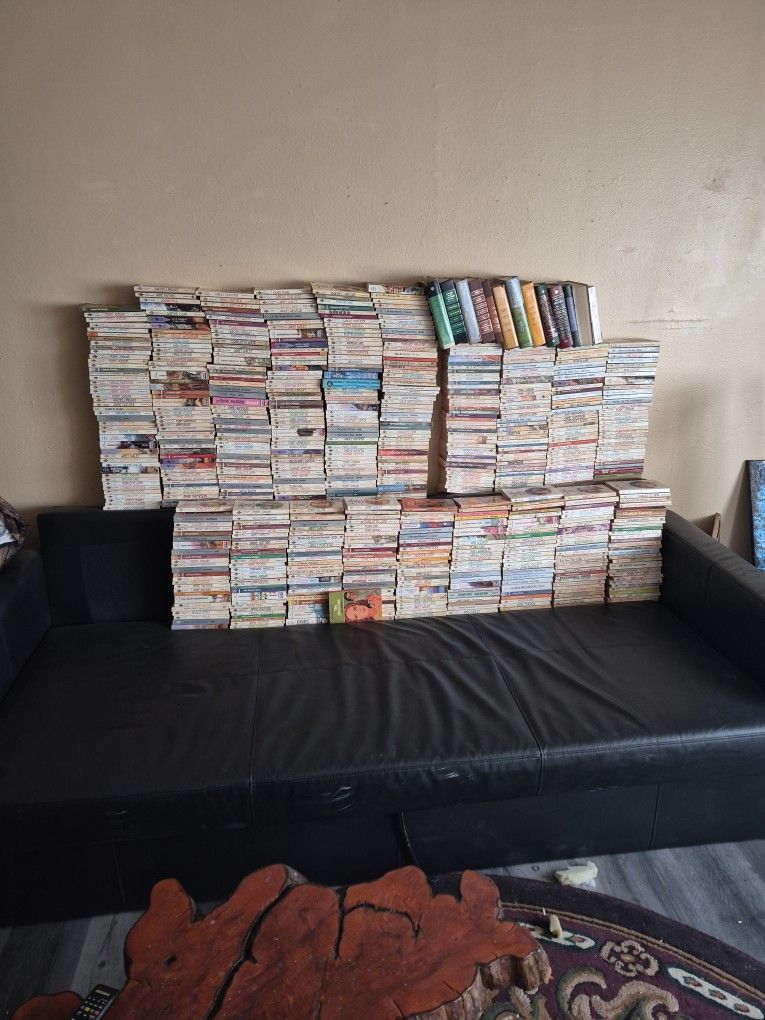 Vintage Romance NOVELS. 1960 80S) Classics Completely. Anne MATHER/Penny JORDAN SARA CRAVEN ALISON FRASER VIOLET WINSPEAR LINDSAY ARMSTRONG ETC