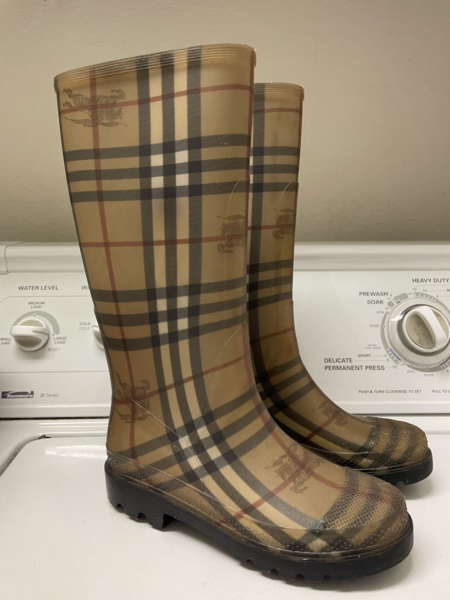 Burberry rain boots