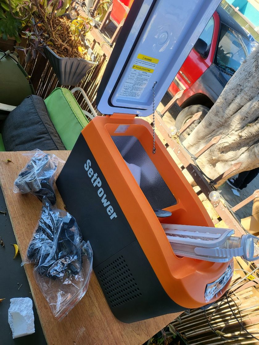 Setpower Portable 15qt 12v Refrigerator/freezer