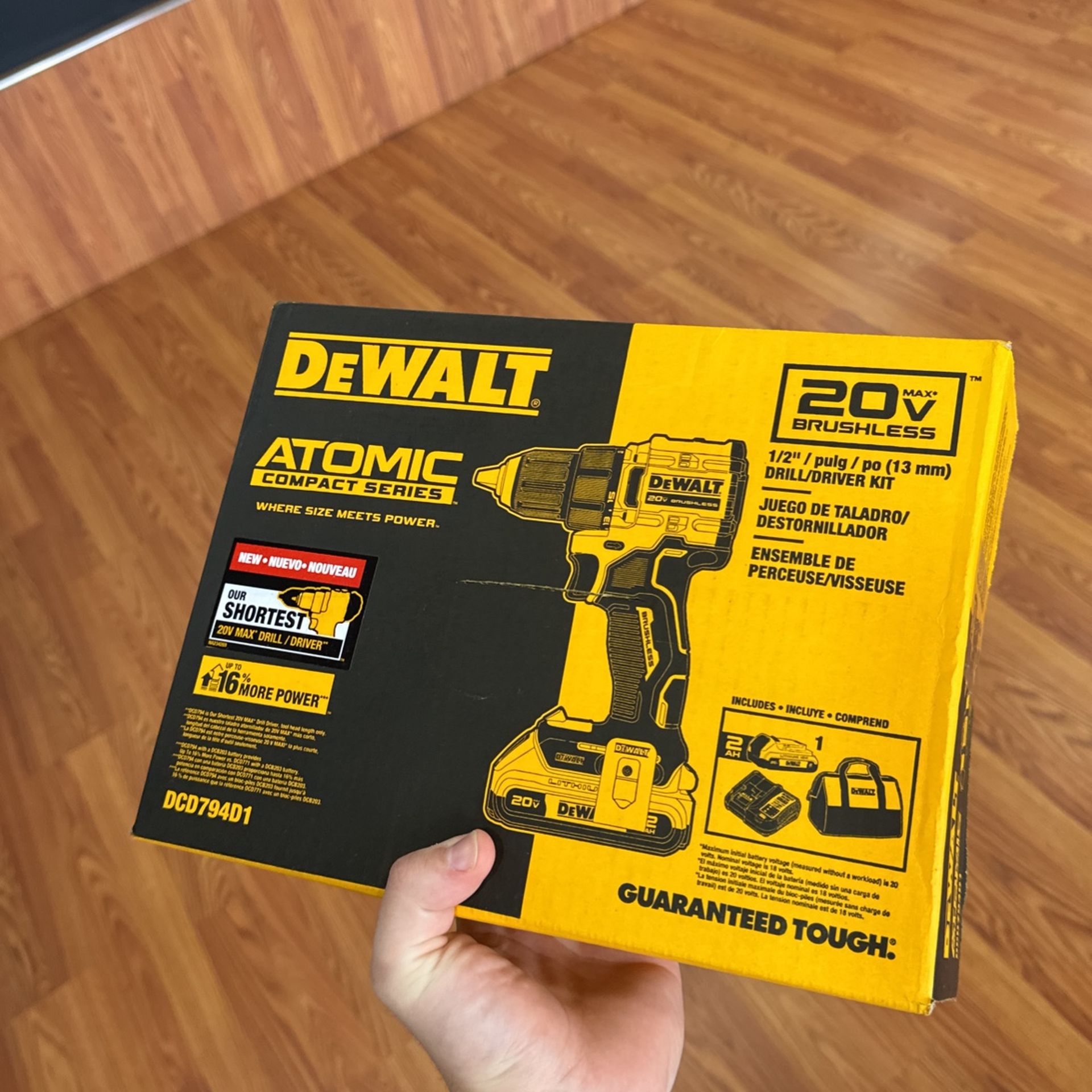 DeWalt 20V MAX ATOMIC 20 V 1/2 in. Brushless Cordless Compact Drill Kit (Battery & Charger)