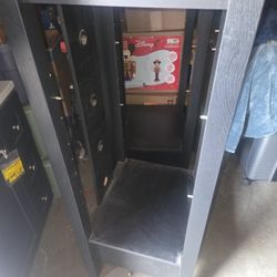 two stands with drawers 