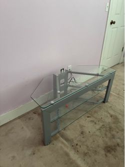Small tv stand