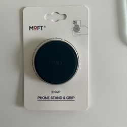 Moft snap Phone stand & Grip 