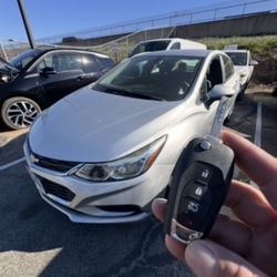 Car Keys/Fobs/Llaves De Autos