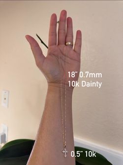Gold  necklace 10k with pendant