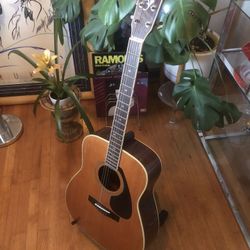 Yamaha FG-450S  Acoustic Guitar w Stand