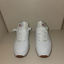 Used Men's White Reebok Classic Size 11.5 