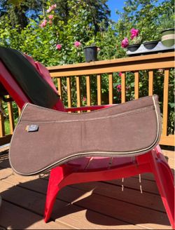 Invictus Half Pad