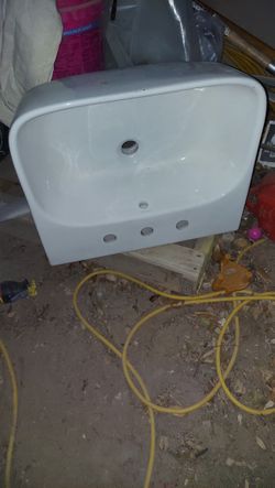 Stainless Steel Sink and Porcelain sink