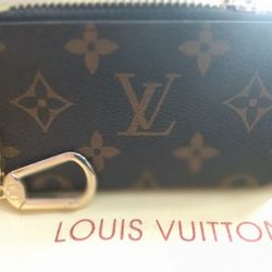 **Authentic ((Brand New))Louis Vuitton Key Pouch**