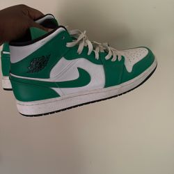 Jordan 1 Lucky green