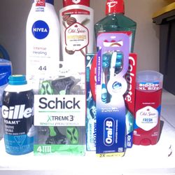 Men’s toiletry bundle