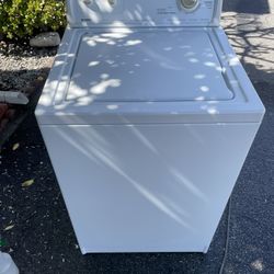 24” Kenmore Washer Good Conditions 