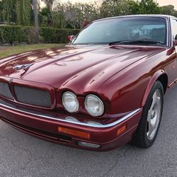 1995 Jaguar XJR 