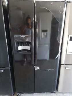 New scratch and dent refrigerator