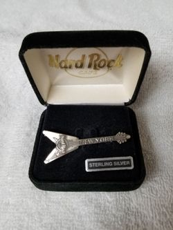 Hardrock Cafe Flying V Guitar Pin, New York