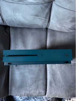Xbox One S Blue Edition