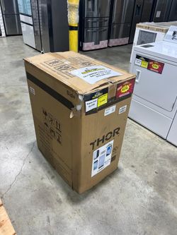 Thor Kitchen 15 in. 50 lbs. Built-in Ice Maker- Stainless Steel