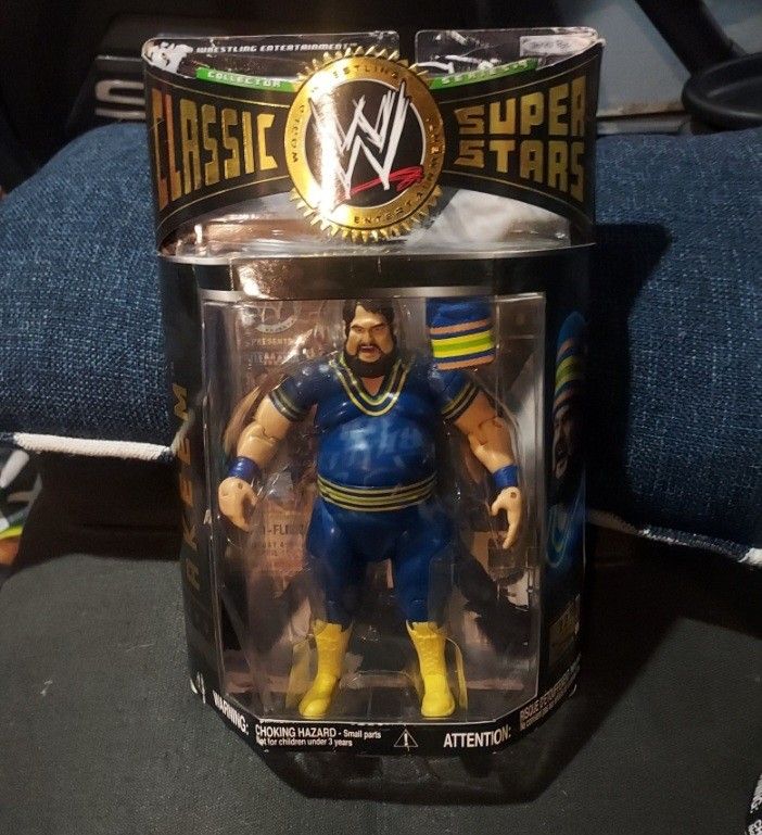 WWE Classic Wrestling Series 9 Figure Akeem