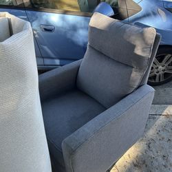 FREE CURB ALERT!!! 3245 Spring Brook Court