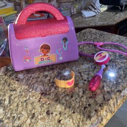 Doc McDtuffins Doctor Kit