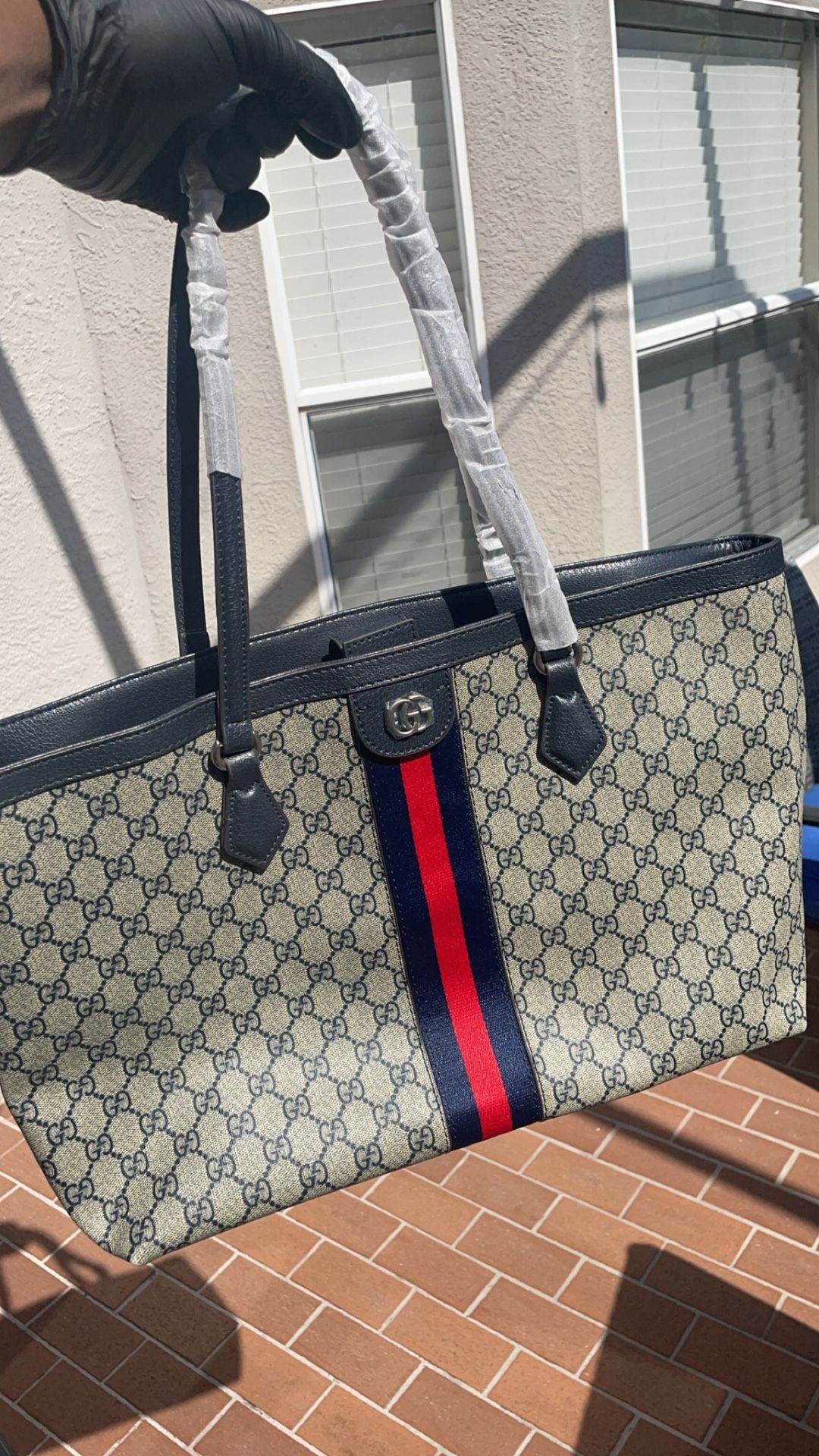 Gucci Women’s And Men’s Tote Bag Supreme (BRAND NEW)