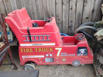 Two seater fire truck mall carrage