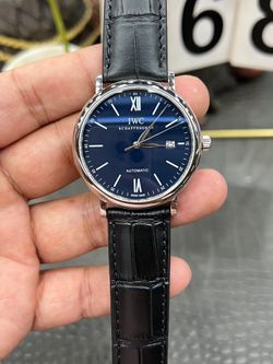 IWC Men’s Watch With Box 2026 New