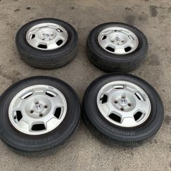 Honda civic2005 rims15 good condition