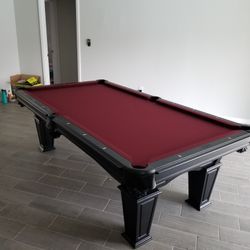 Beautiful Pool Table 