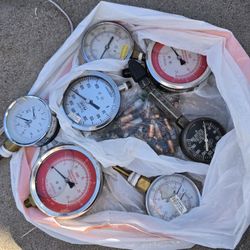 hydraulic press pressure gauge. 