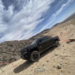 2015 Chevrolet Silverado 2500 Dh Diesel Miles 98000