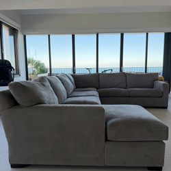 Crate and barrel  4 piece couch