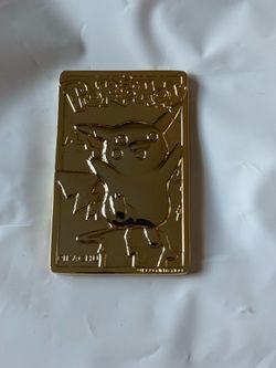 Pikachu 24k Gold Plated Card