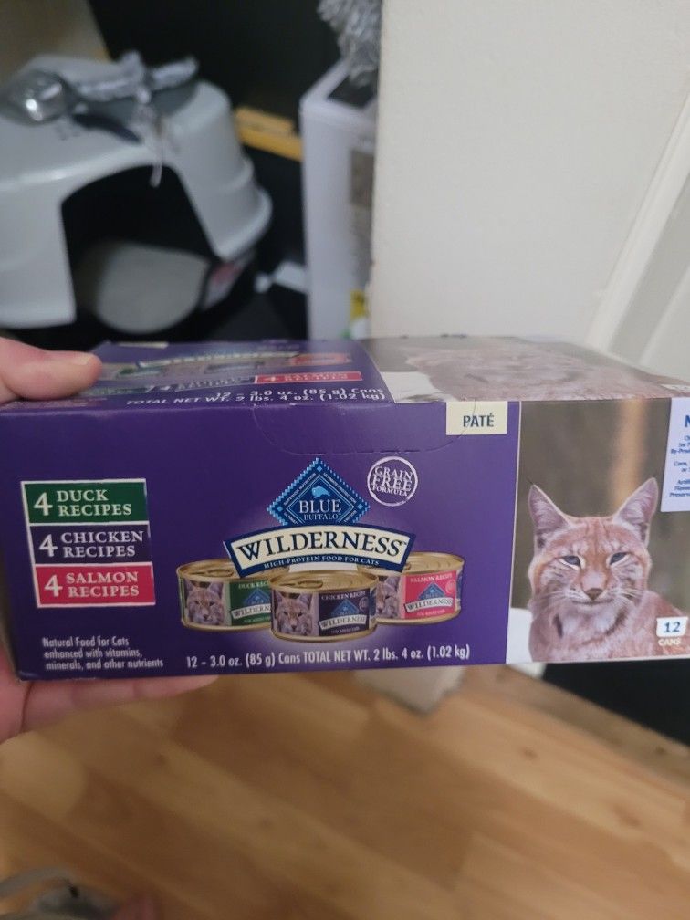 Wet Cat Food