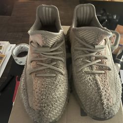 Yeezy Sand/Taupe Sand size 8 men’s 