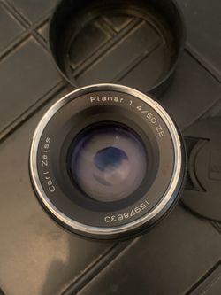 ZEISS Planar T* 50mm f/1.4 ZE Lens for Canon EF