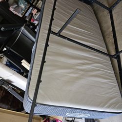 Twin Bed 