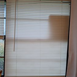 35" Wide White Cordless Blinds