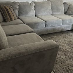 Couch/Sectional