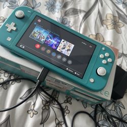 Nintendo Switch Lite 